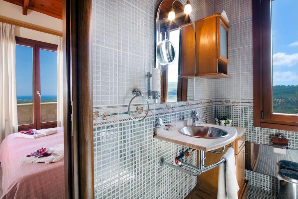 Villa Katerina With Eco Heated Pool Spiliá 외부 사진
